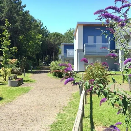 Neat And Quiet First-floor Flat In A Village Appartamento Bibione